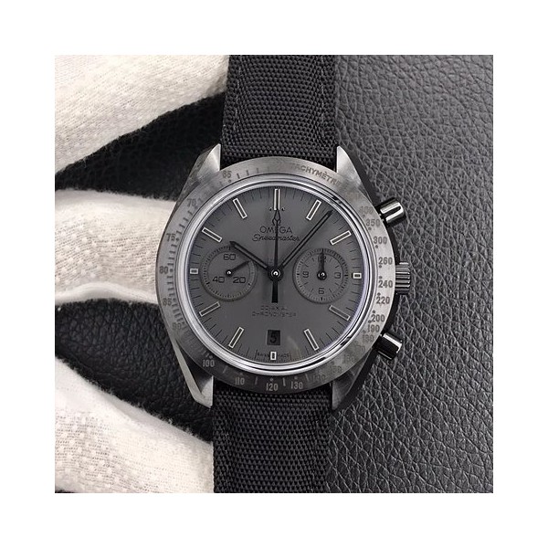 오메가 스피드 마스터 다크사이드 오브 더 문 44.25mm 상품 이미지 1