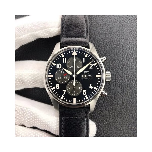 아이더블유씨 파일럿 크로노그래프 41mm 상품 이미지 1