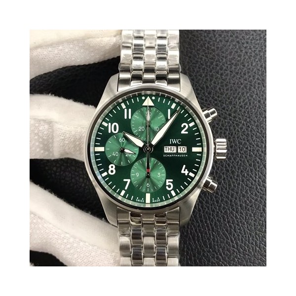 아이더블유씨 파일럿 크로노그래프 41mm 상품 이미지 1