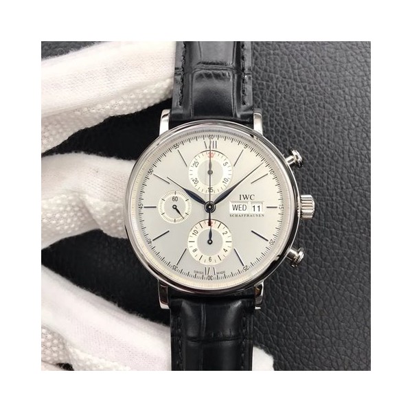 아이더블유씨 파일럿 크로노그래프 41mm 상품 이미지 1