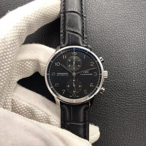 아이더블유씨 포르투기즈 크로노그래프 41mm