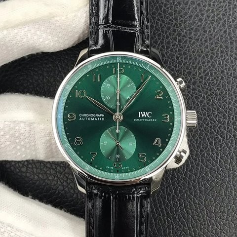 아이더블유씨 포르투기즈 크로노그래프 41mm