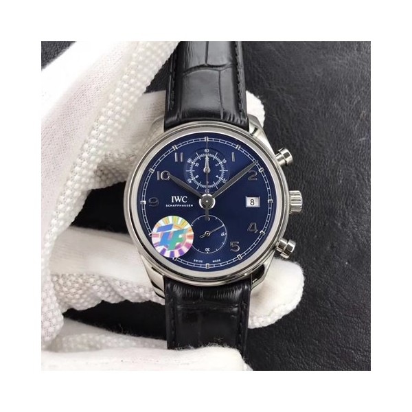 아이더블유씨 포르투기즈 크로노그래프 클래식 42mm 상품 이미지 1