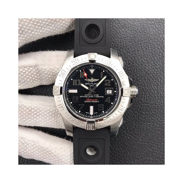 브라이틀링 어벤져 gmt 러버밴드 43mm 상품 이미지 1