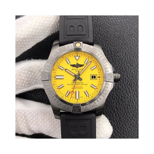 브라이틀링 어벤져 gmt 러버밴드 43mm 상품 이미지 1