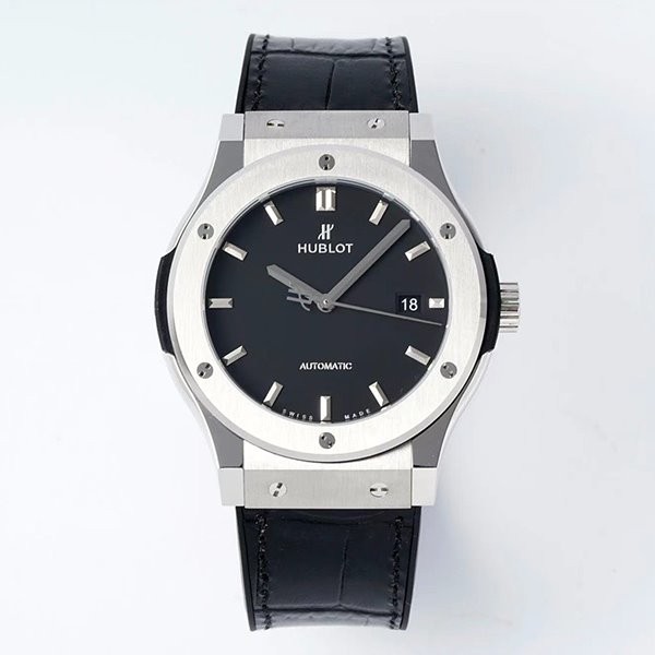위블로 클래식퓨전 티타늄 블랙다이얼 가죽밴드 38mm 상품 이미지 1